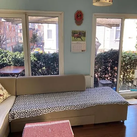 50 Meter To Ortakoy Seaside,close The Center 1+1 Appartement